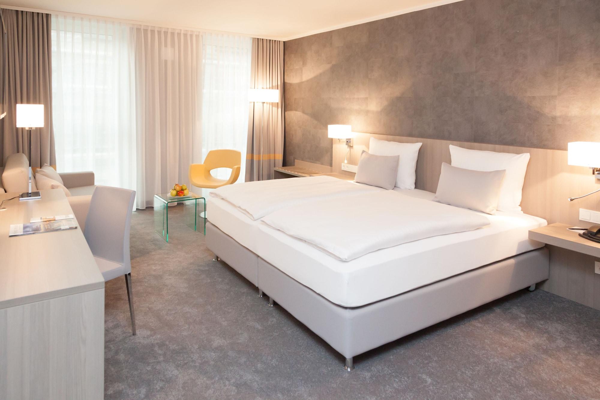 รีเลกซา โฮเทล มึนเชิน Hotel มิวนิก ภายนอก รูปภาพ